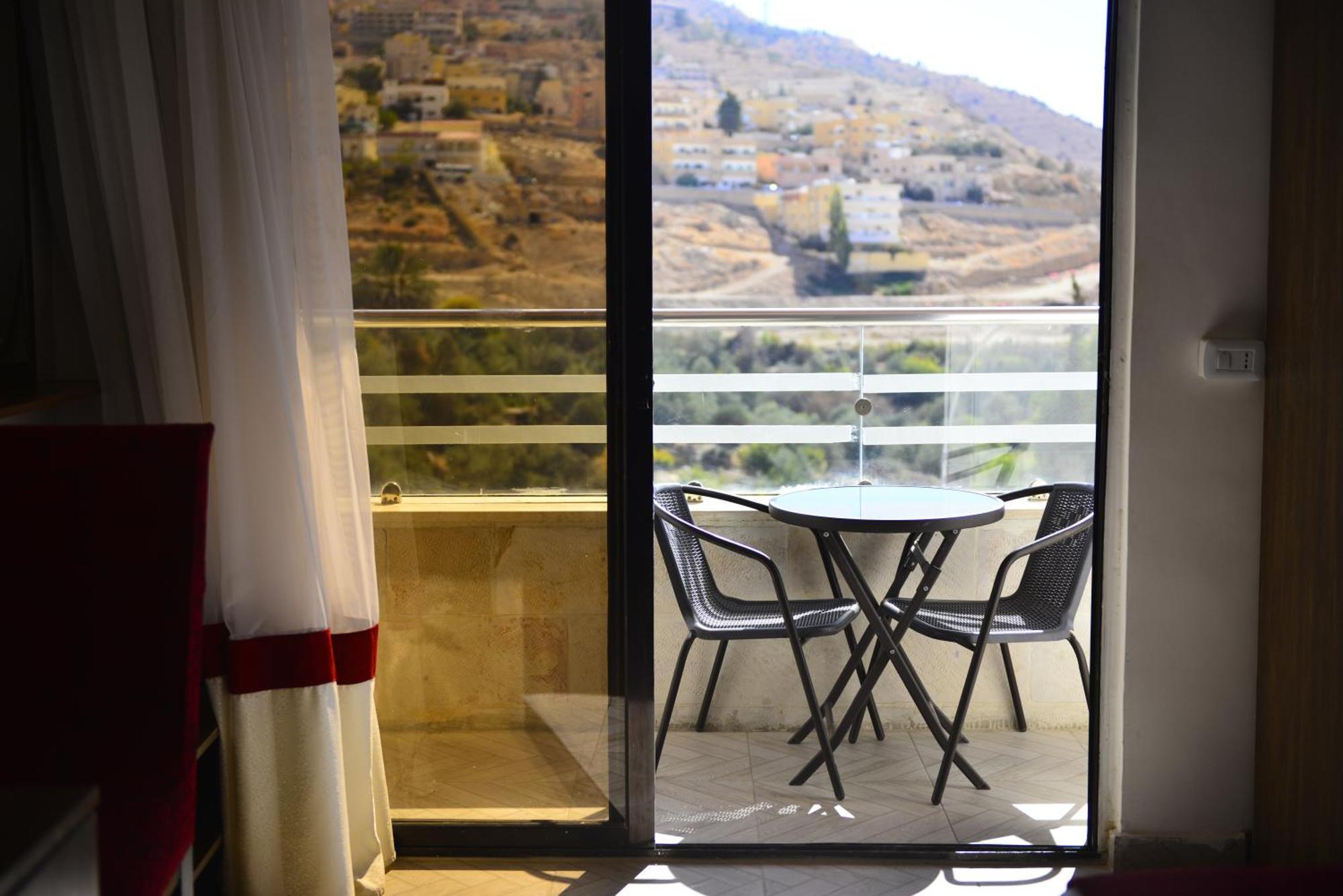 Petra Corner Hotel מראה חיצוני תמונה