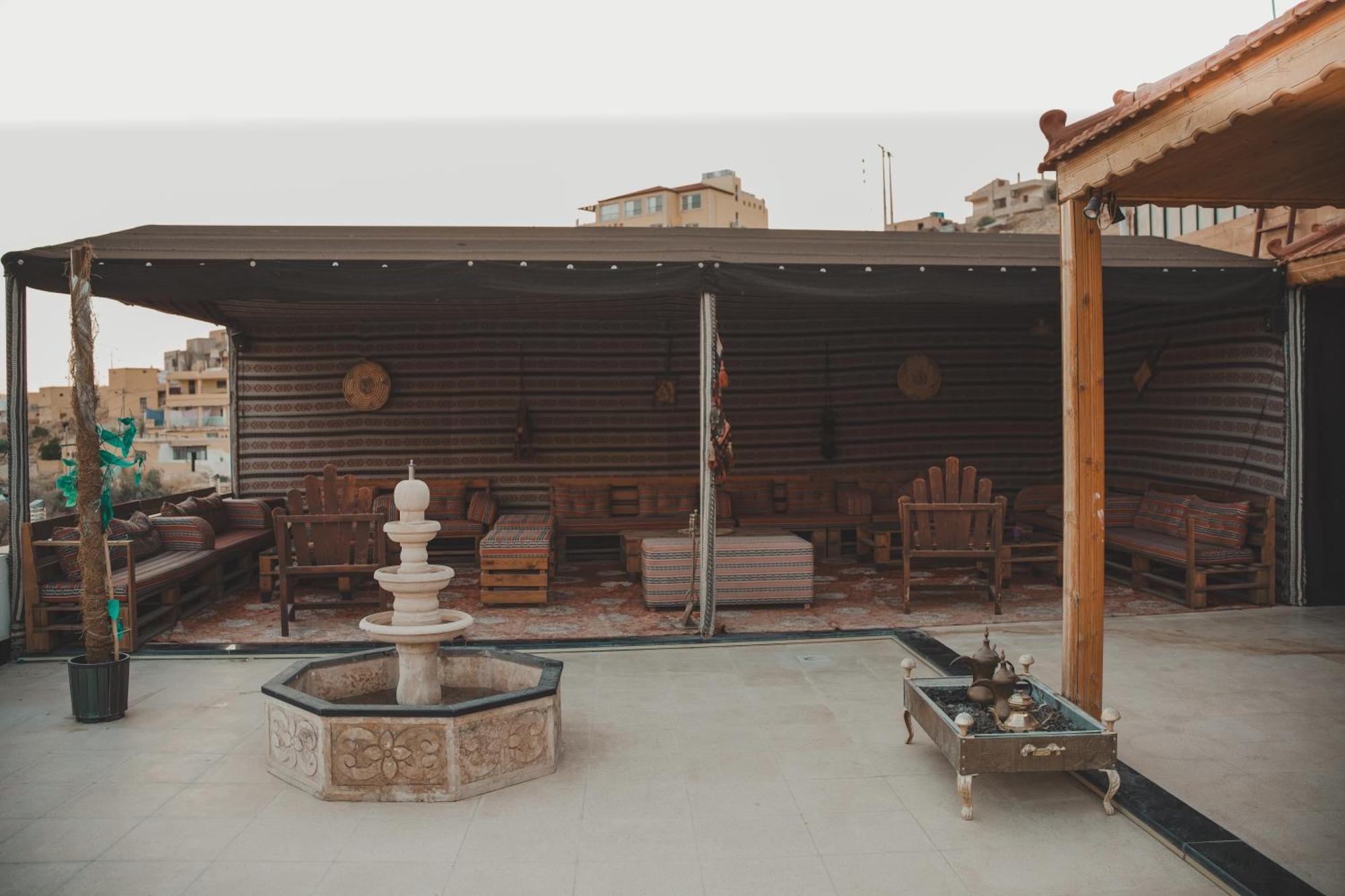 Petra Corner Hotel מראה חיצוני תמונה