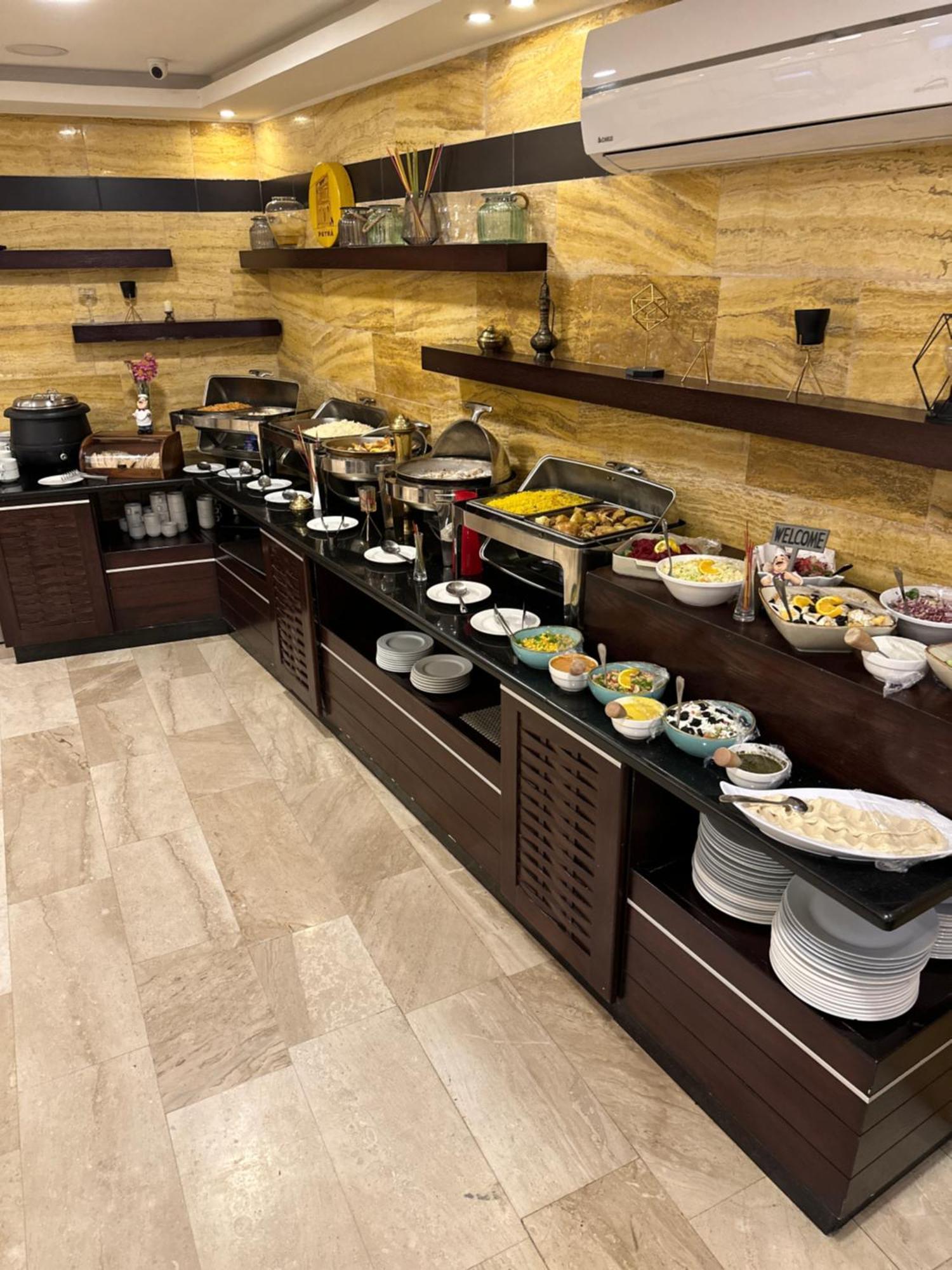 Petra Corner Hotel מראה חיצוני תמונה