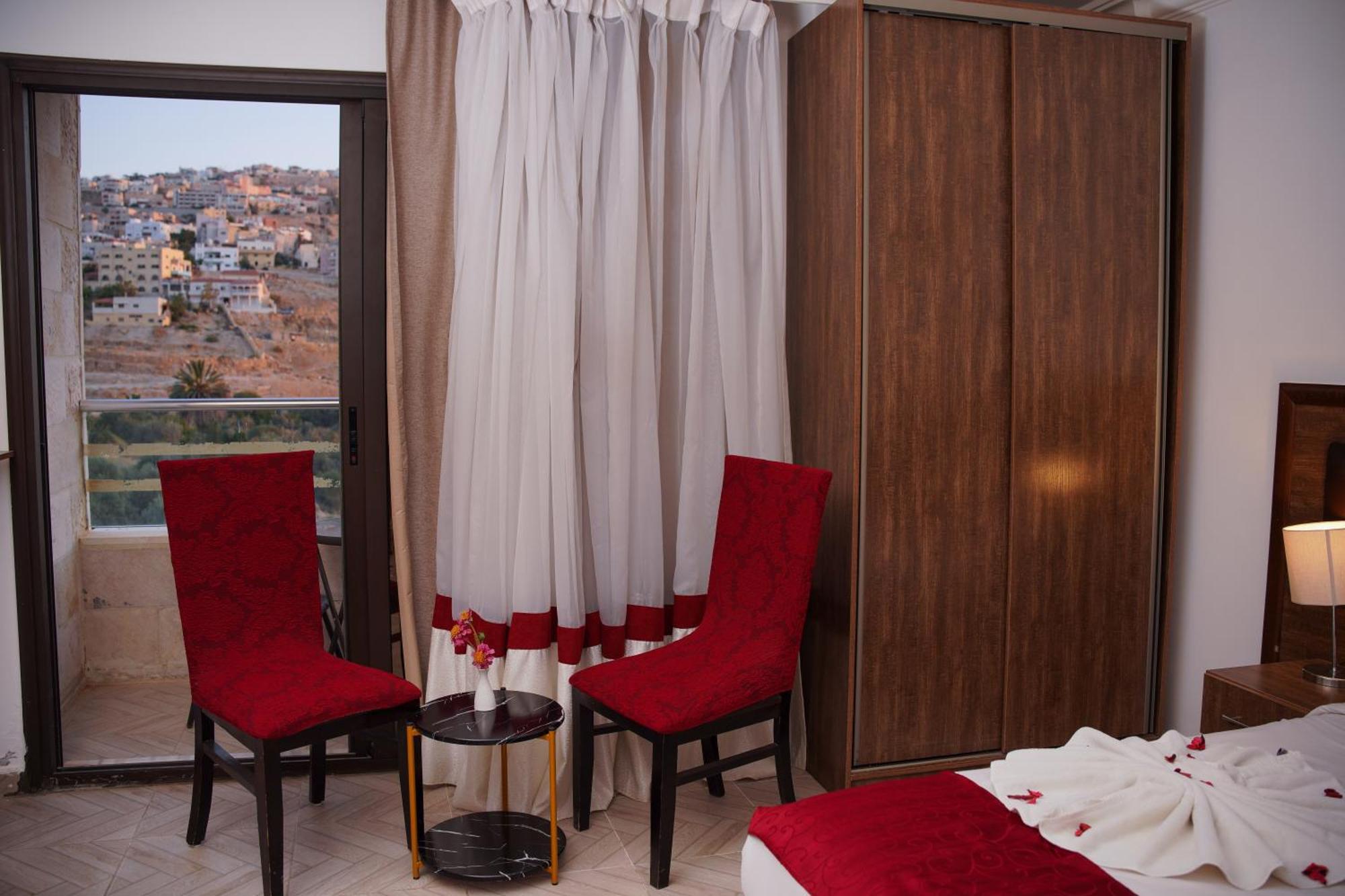 Petra Corner Hotel מראה חיצוני תמונה