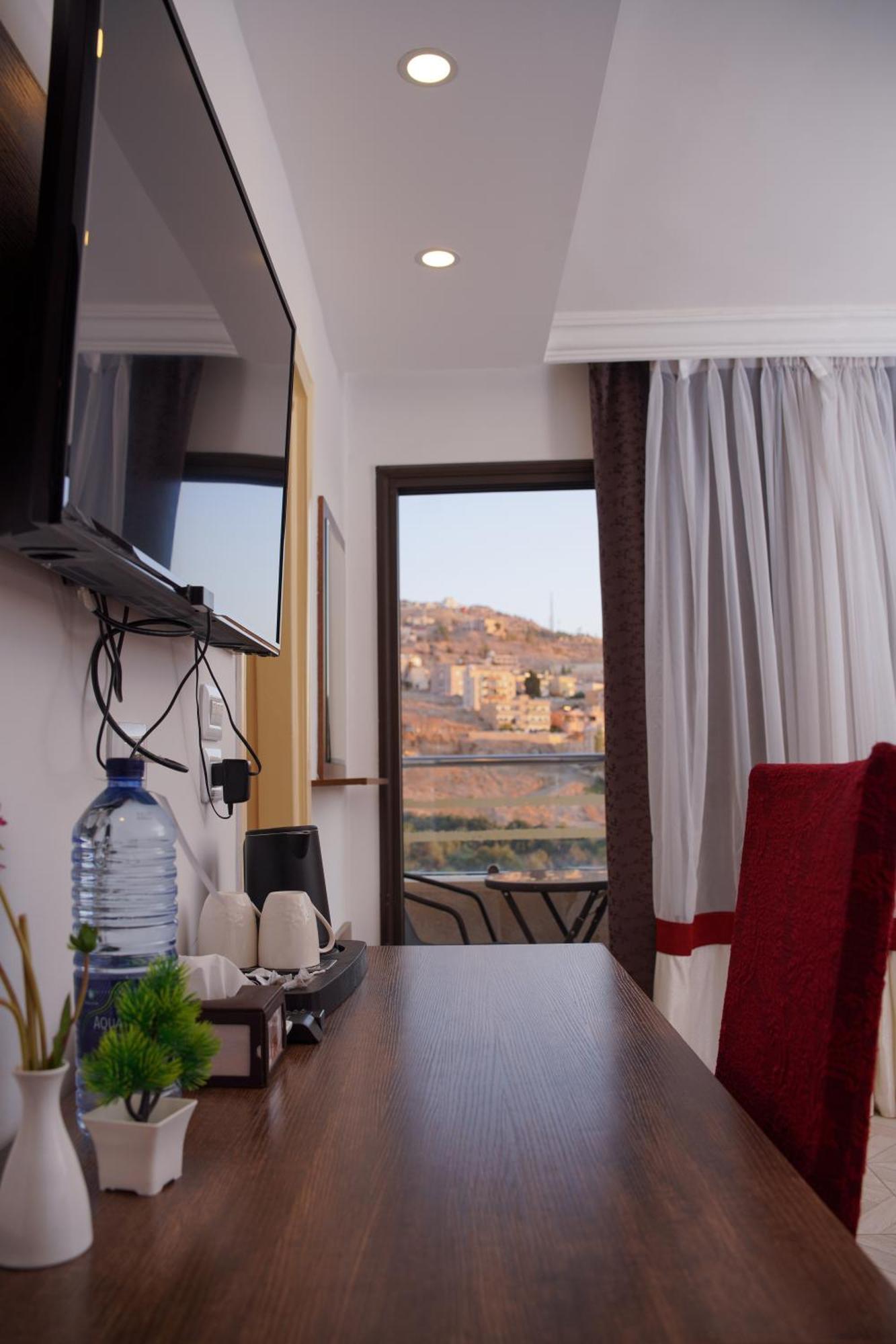 Petra Corner Hotel מראה חיצוני תמונה